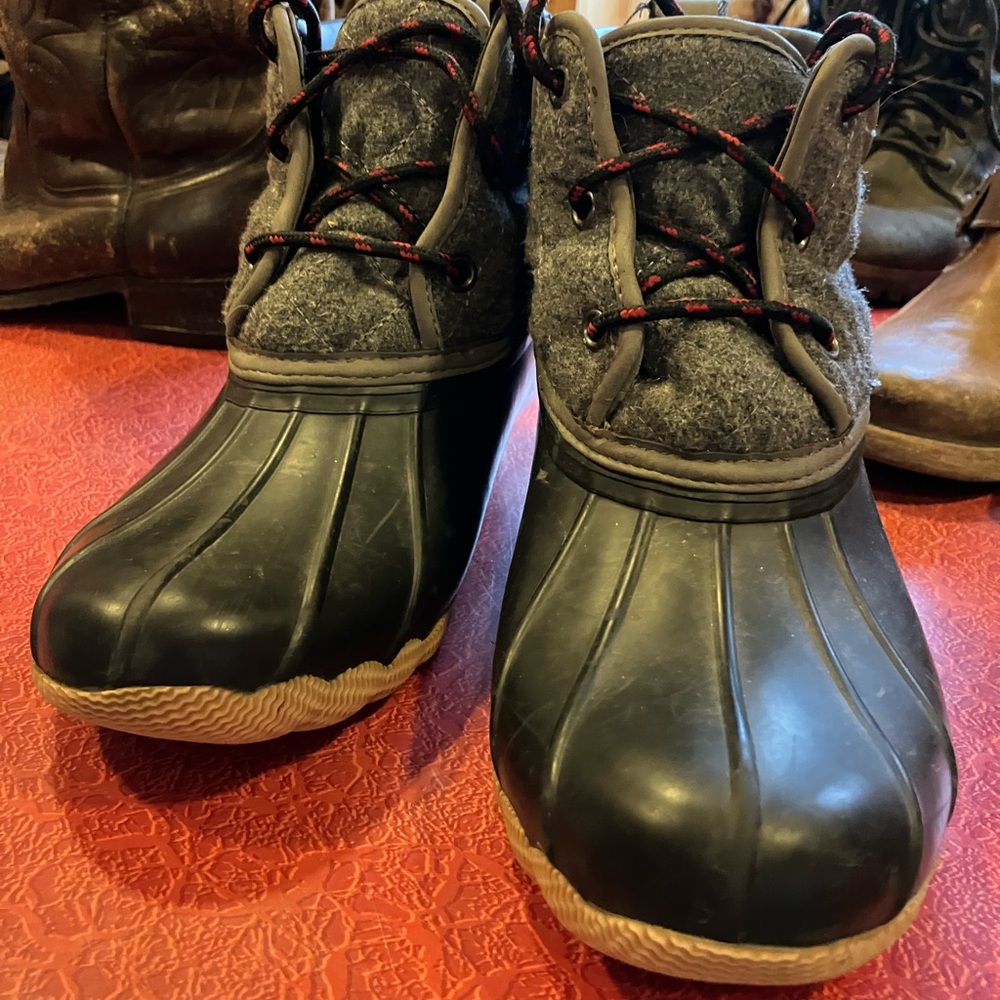 Winter boots